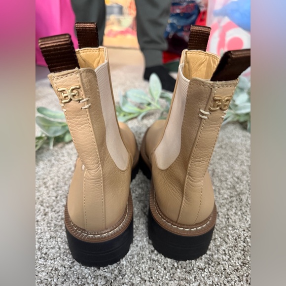 Sam Edelman Laguna Chelsea Boots Tan Leather Size 6 - Picture 3 of 8